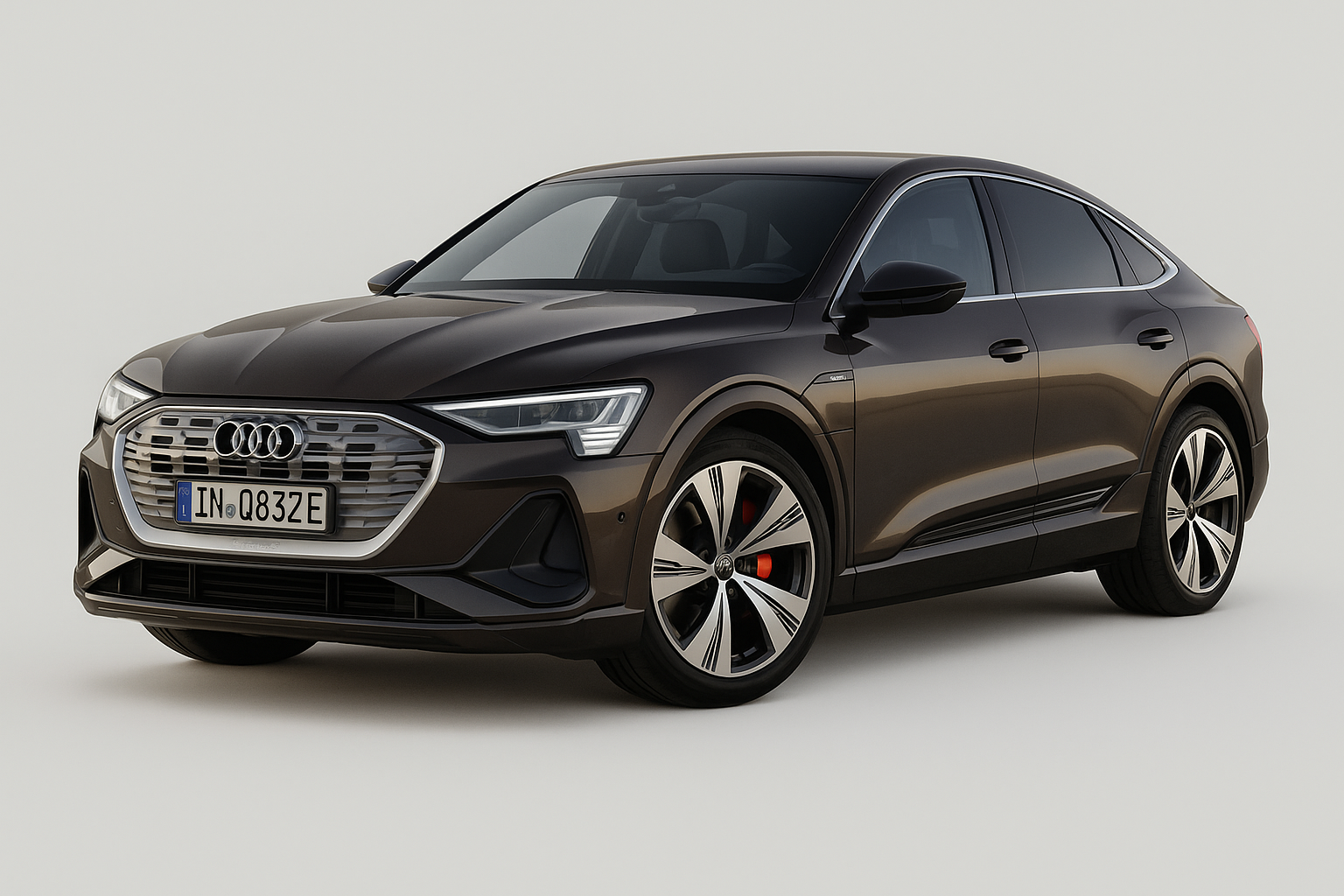 AUDI מודל Q8 e-tron שנת 2024